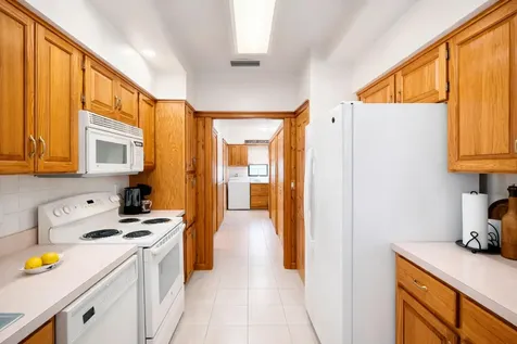 680 Memorial Drive Sebring FL 33870