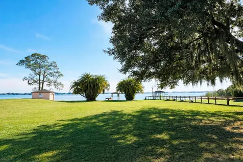 680 Memorial Drive Sebring FL 33870