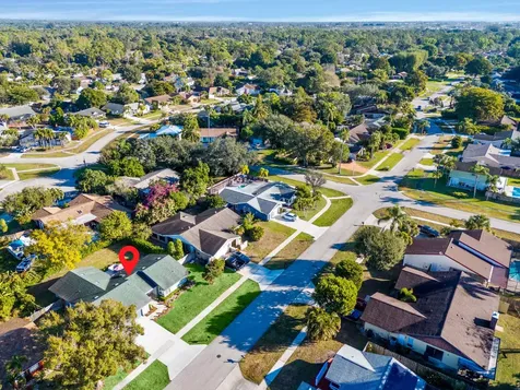 12293 Old Country Road Wellington FL 33414
