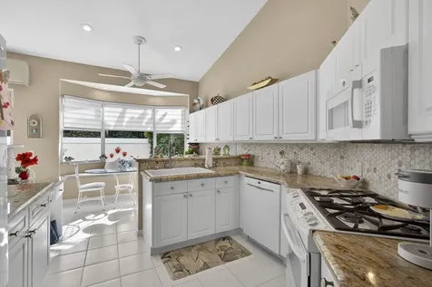 8184 Sandpiper Way West Palm Beach FL 33412