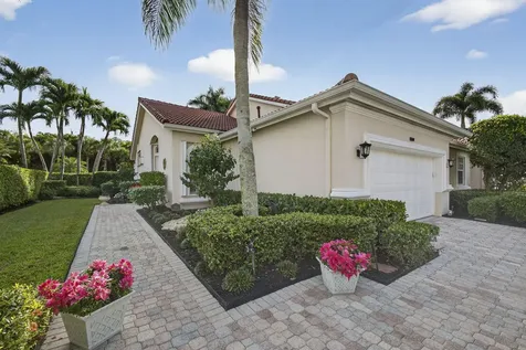 8184 Sandpiper Way West Palm Beach FL 33412