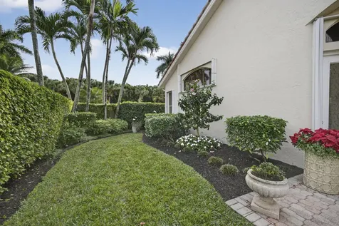 8184 Sandpiper Way West Palm Beach FL 33412