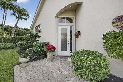 8184 Sandpiper Way West Palm Beach FL 33412