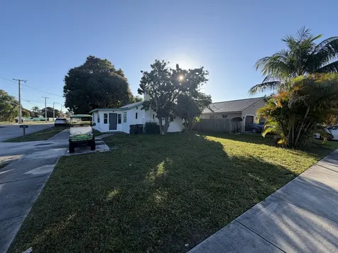 520 Nw 3rd Street Delray Beach FL 33444