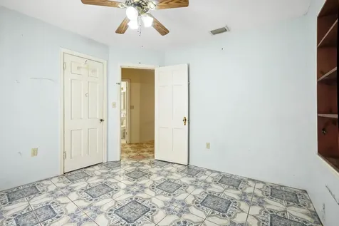 3858 Lakewood Road Palm Springs FL 33461