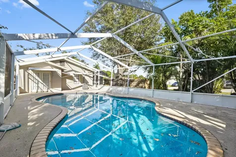 3858 Lakewood Road Palm Springs FL 33461