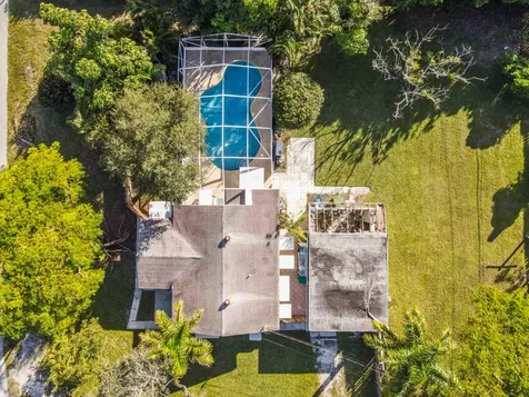 3858 Lakewood Road Palm Springs FL 33461