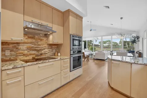 2051 Nw 56th Street Boca Raton FL 33496