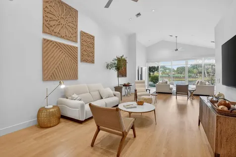 2051 Nw 56th Street Boca Raton FL 33496