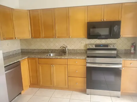 96 SE 3rd Avenue Deerfield Beach FL 33441
