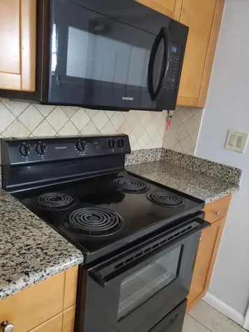 96 SE 3rd Avenue Deerfield Beach FL 33441