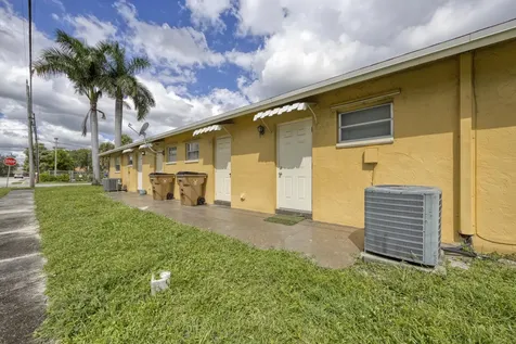 96 SE 3rd Avenue Deerfield Beach FL 33441