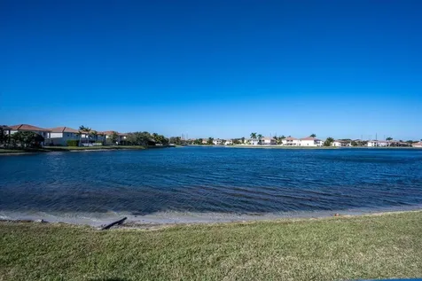 1238 Bay View Way Wellington FL 33414
