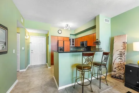 806 E Windward Way Lantana FL 33462