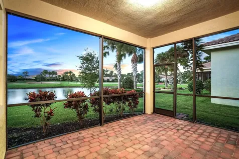 19037 SW Positano Way Port Saint Lucie FL 34986