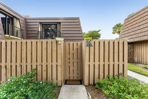 707 7th Court Palm Beach Gardens FL 33410