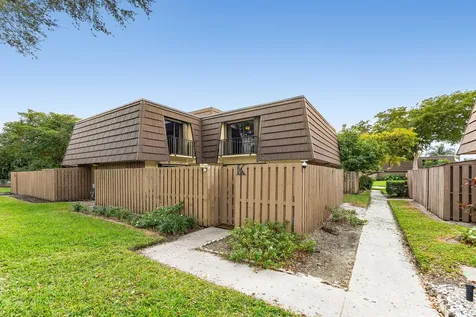 707 7th Court Palm Beach Gardens FL 33410