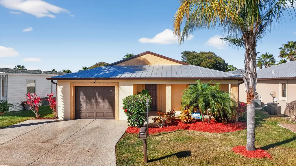 3 Los Gatos Lane Port Saint Lucie FL 34952