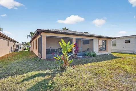 3 Los Gatos Lane Port Saint Lucie FL 34952