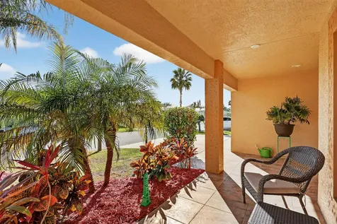 3 Los Gatos Lane Port Saint Lucie FL 34952