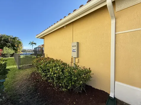 4199 Cedar Creek Ranch Circle Lake Worth FL 33467