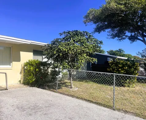 513 Nw 9th Avenue Boynton Beach FL 33435