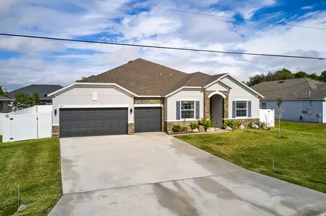 6125 Nw Drophy Avenue Port Saint Lucie FL 34986