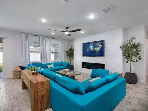 6125 Nw Drophy Avenue Port Saint Lucie FL 34986