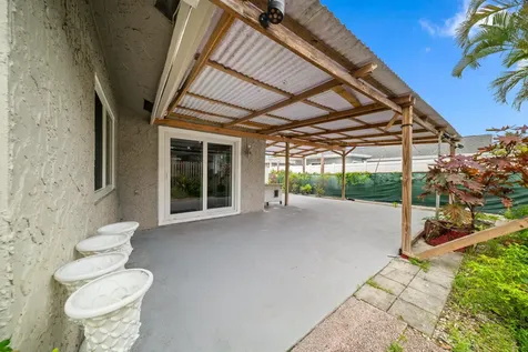 1318 Sw 82 Terrace North Lauderdale FL 33068