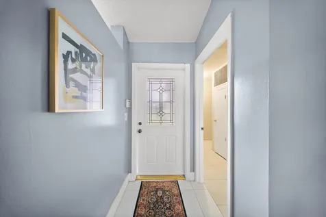 1318 Sw 82 Terrace North Lauderdale FL 33068