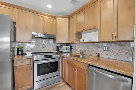 170 Valencia H Delray Beach FL 33446
