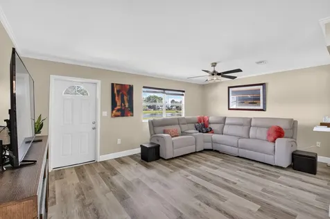 170 Valencia H Delray Beach FL 33446