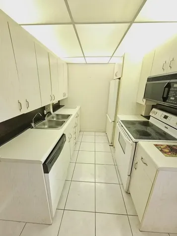 3055 Ainslie D Boca Raton FL 33434