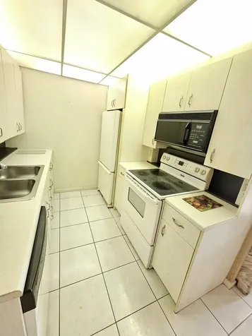 3055 Ainslie D Boca Raton FL 33434