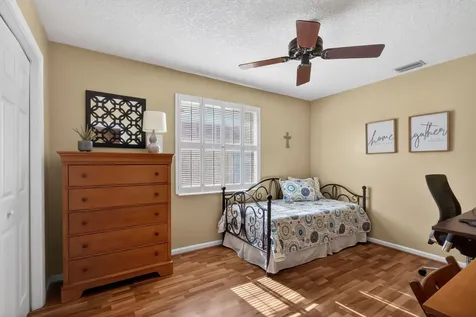 560 Juniper Place Wellington FL 33414