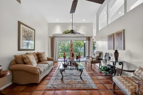 560 Juniper Place Wellington FL 33414