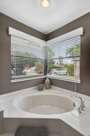 560 Juniper Place Wellington FL 33414