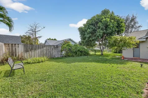560 Juniper Place Wellington FL 33414
