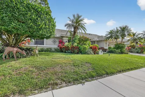 560 Juniper Place Wellington FL 33414