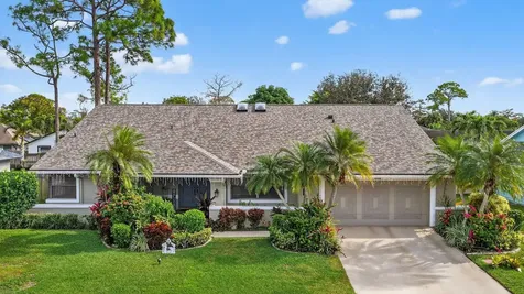 560 Juniper Place Wellington FL 33414