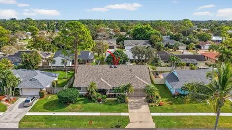 560 Juniper Place Wellington FL 33414