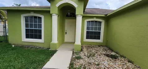 6122 NW E Deville Circle Port Saint Lucie FL 34986