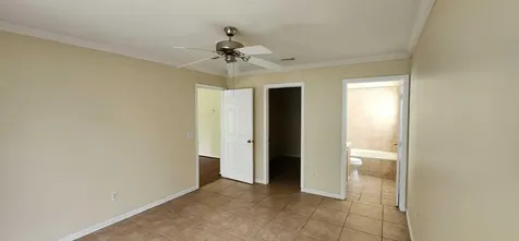 6122 NW E Deville Circle Port Saint Lucie FL 34986