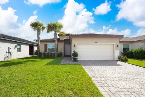 7847 NW Greenbank Circle Port Saint Lucie FL 34987