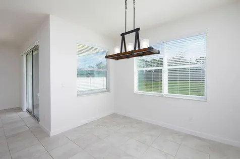7847 NW Greenbank Circle Port Saint Lucie FL 34987