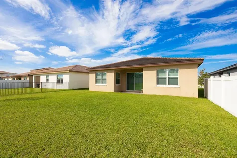 7847 NW Greenbank Circle Port Saint Lucie FL 34987