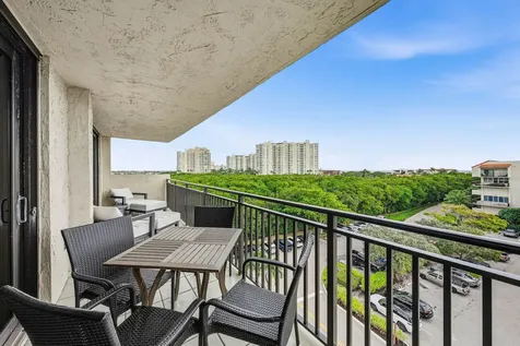 3912 S Ocean Boulevard Highland Beach FL 33487