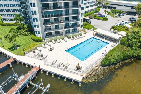 3912 S Ocean Boulevard Highland Beach FL 33487