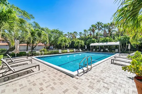 3912 S Ocean Boulevard Highland Beach FL 33487
