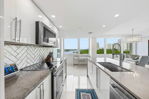 3912 S Ocean Boulevard Highland Beach FL 33487